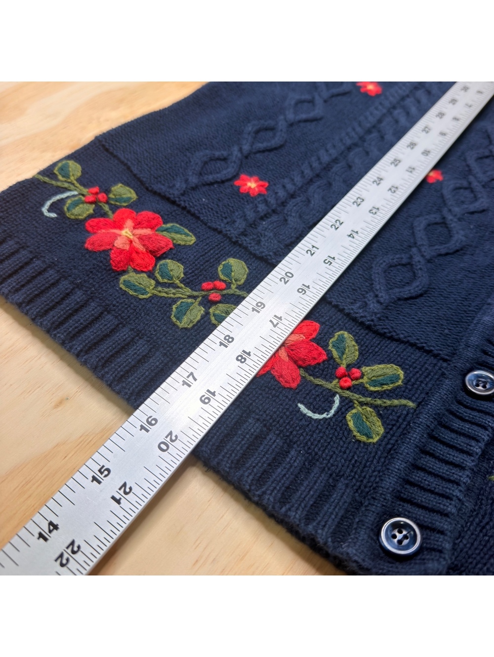 Navy Blue Cable Knit Cotton Cardigan with Embroidered Flowers Size M - Picture 6 of 7